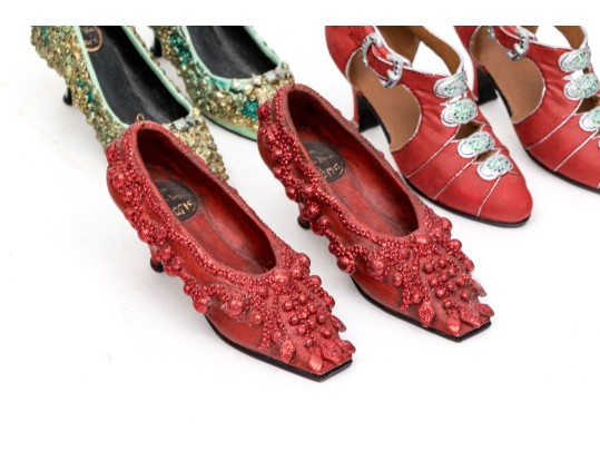 Collection Of MMA Miniature Reproduction Ladies Dress Shoe Ornaments 