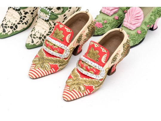 Collection Of MMA Miniature Reproduction Ladies Dress Shoe Ornaments 