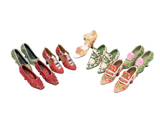 Collection Of MMA Miniature Reproduction Ladies Dress Shoe Ornaments 