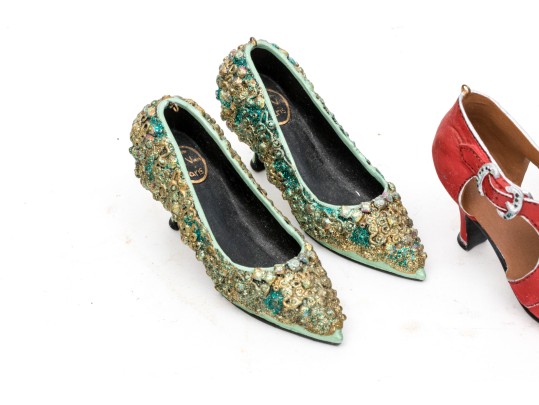 Collection Of MMA Miniature Reproduction Ladies Dress Shoe Ornaments 