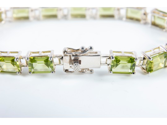 Sterling Silver & Peridot Gem Bracelet 