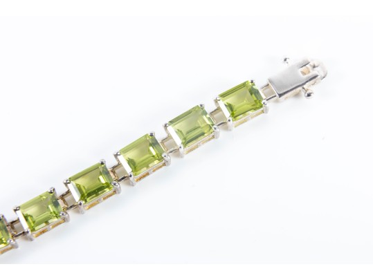 Sterling Silver & Peridot Gem Bracelet 
