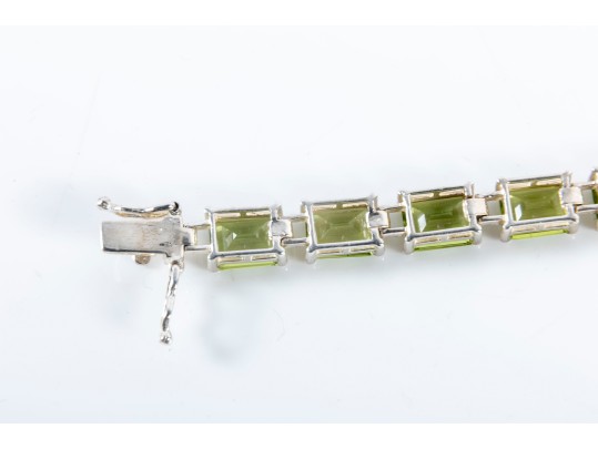 Sterling Silver & Peridot Gem Bracelet 