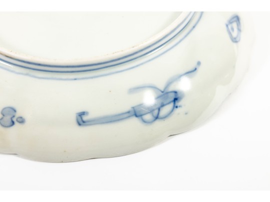 Pair Of Antique Japanese Imari Peach Plates, Meiji Period 19th Century 