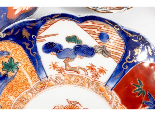 Mixed Antique Imari-Ware Fluted Chargers & Butter Pats