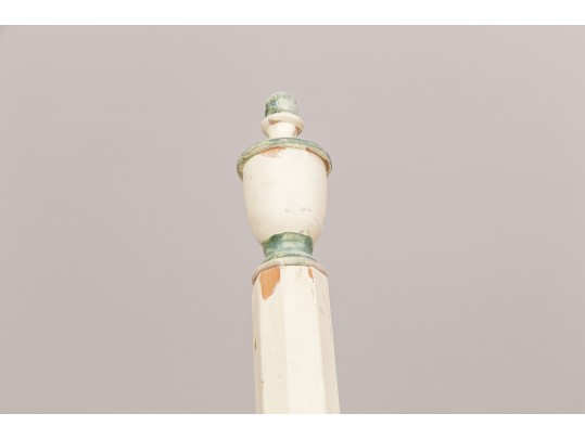 Adorable Paint Finished Poster Twin Bed