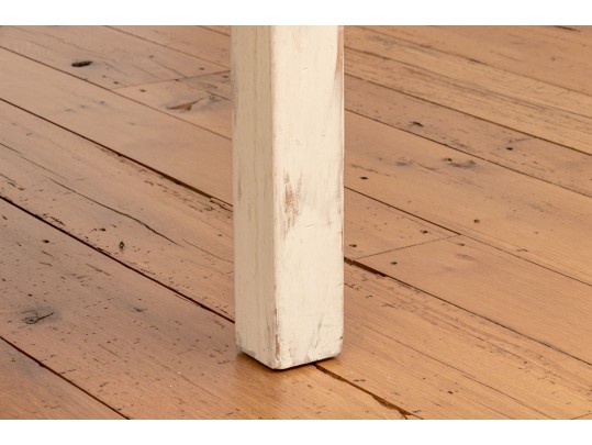 Adorable Paint Finished Poster Twin Bed