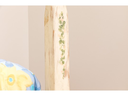 Adorable Paint Finished Poster Twin Bed