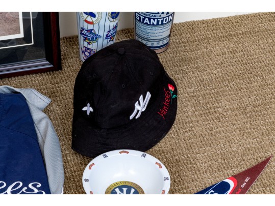 Yankees Collectible Lot