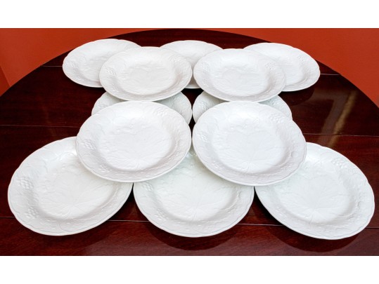 Twelve Burleigh Staffordshire Davenport Strawberry Dishes