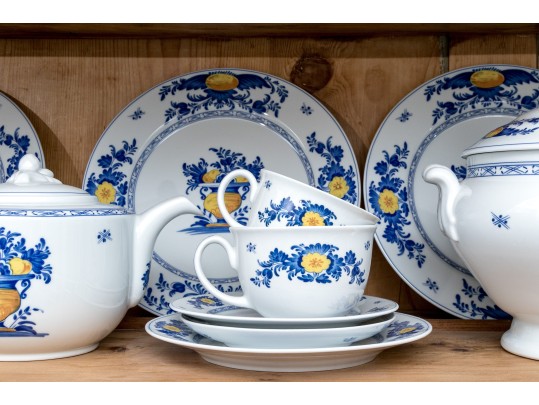 Massive 104 Piece Portuguese Vista Alegre 