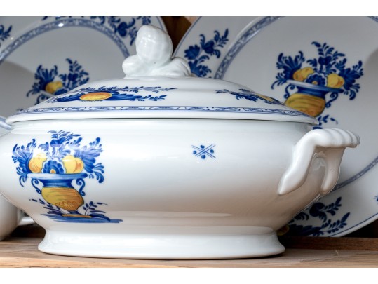 Massive 104 Piece Portuguese Vista Alegre 