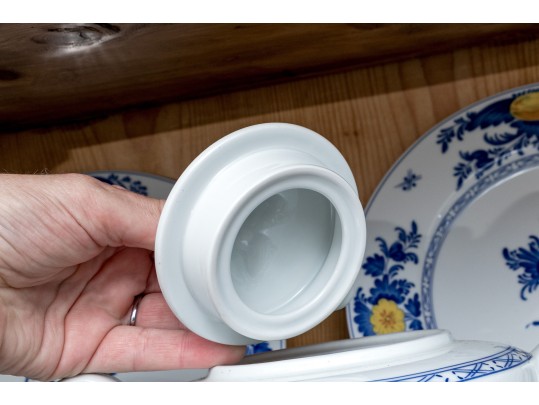 Massive 104 Piece Portuguese Vista Alegre 