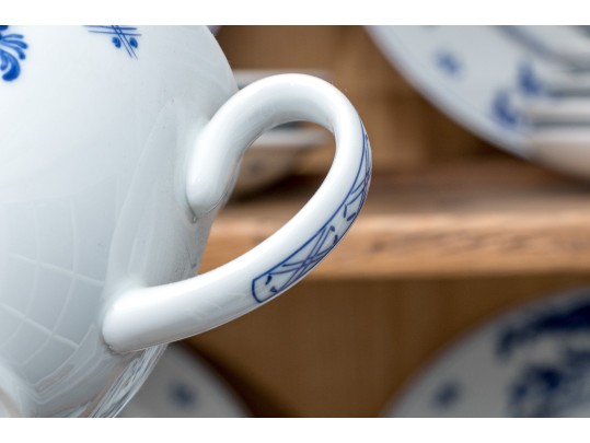 Massive 104 Piece Portuguese Vista Alegre 