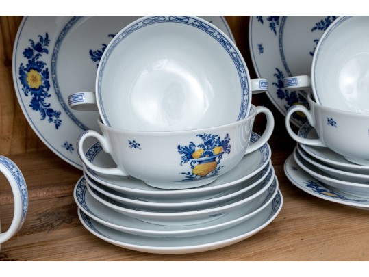 Massive 104 Piece Portuguese Vista Alegre 