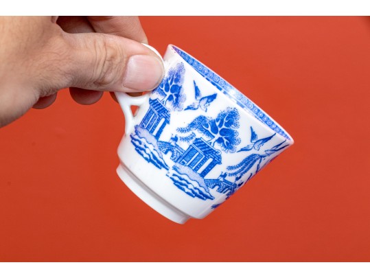 Chinoisserie Transfer Ware Blue And White Assorted Pieces