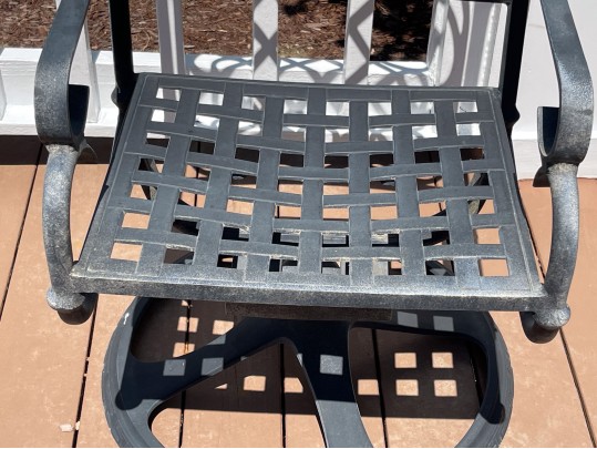 Elegant Neoclassical Style Outdoor Dining Set