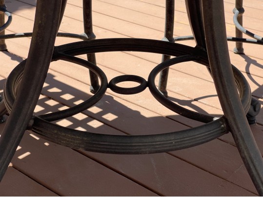 Elegant Neoclassical Style Outdoor Dining Set