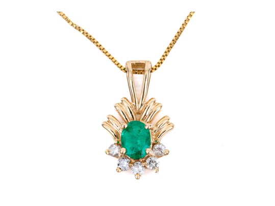 10k Yellow Gold Pretty Emerald, 0.27 CTS, And Diamond Pendant, App. 0.04 TCW, With Chain