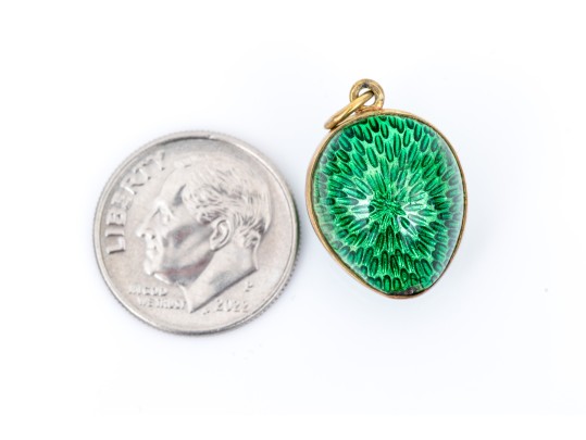 18k Yellow Gold Beautiful Green Enamel Guilloche Enamel Easter Egg Pendant
