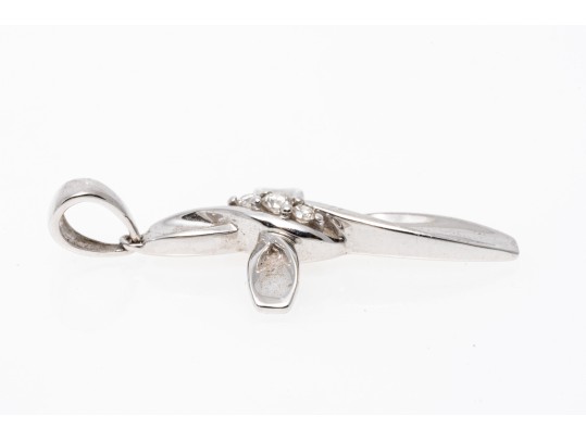 18k White Gold Contemporary Diamond Set Cross, App. 0.07 TCW