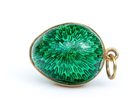 18k Yellow Gold Beautiful Green Enamel Guilloche Enamel Easter Egg Pendant