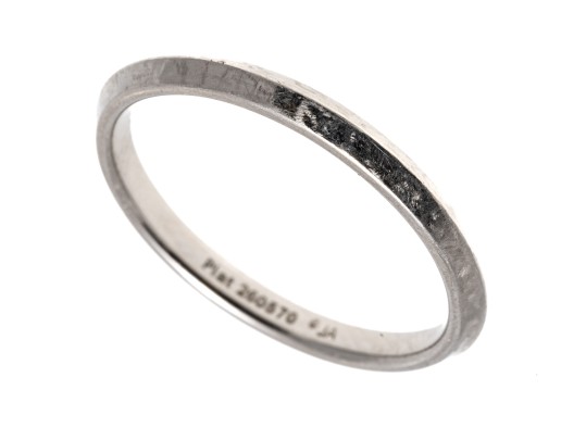 Contemporary Platinum 'Knife Edge' Band Ring, Size 6