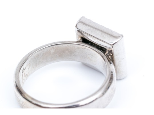 18K Eye-Catching Princess And Brilliant Cut Diamond Ring, Size 7.25