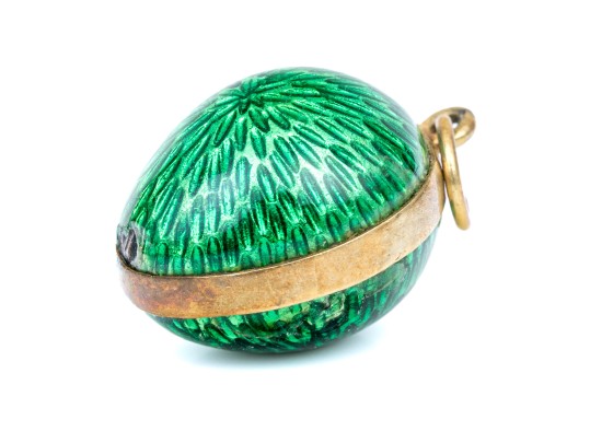18k Yellow Gold Beautiful Green Enamel Guilloche Enamel Easter Egg Pendant