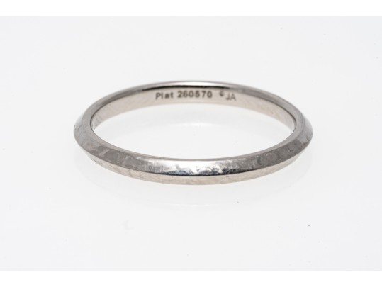 Contemporary Platinum 'Knife Edge' Band Ring, Size 6