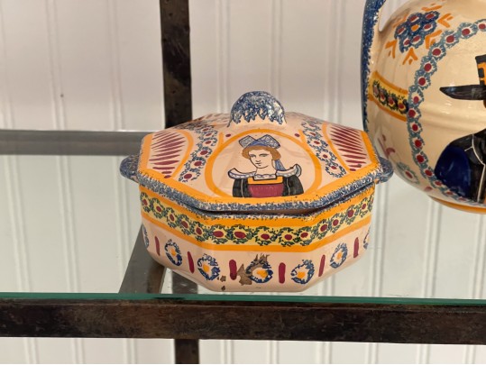 Henriot Quimper Vessels (4pc)