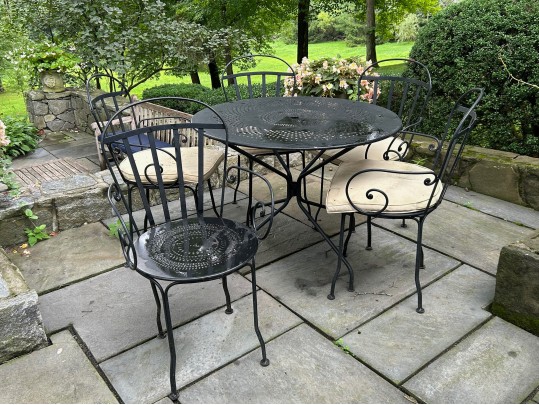 Bronze Finished Cast Aluminum Patio Set