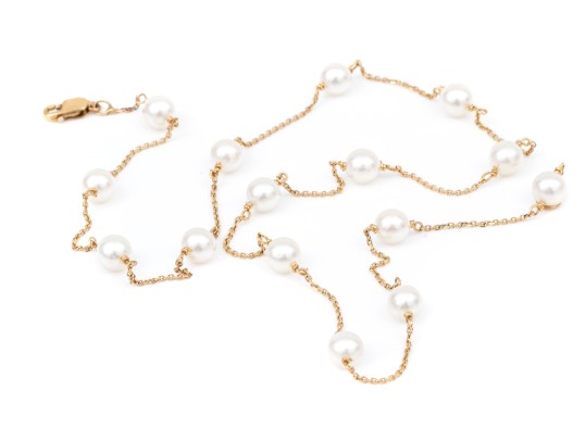 14k Yellow Gold Elegant White Cultured Pearl Station Necklace