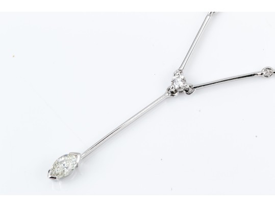 18k White Gold Diamond Set Ball And Bar Chain 