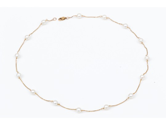 14k Yellow Gold Elegant White Cultured Pearl Station Necklace