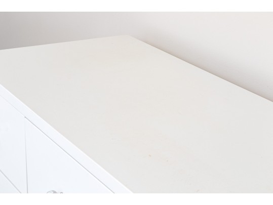 Fabulous Contemporatary White 9-drawer Dresser 