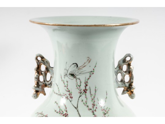 Late Qing Dynasty Chinese Sanniang Vase