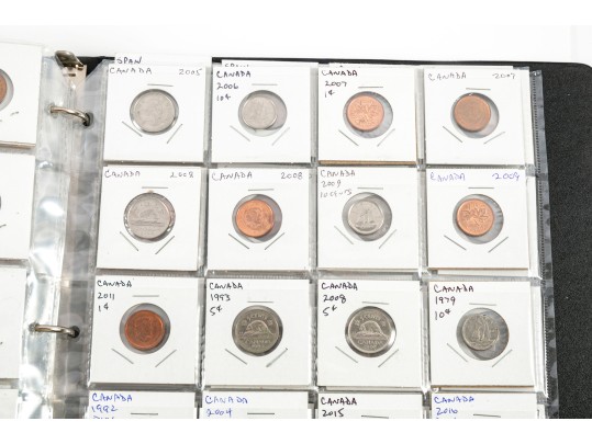 Mixed Coins From Around The World (440 Count)