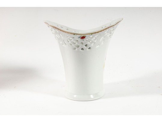 OSCAR DE LA RENTA Roya Poppy Pierced Vase