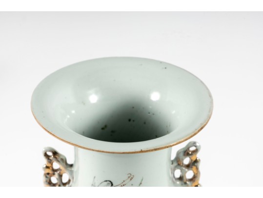 Late Qing Dynasty Chinese Sanniang Vase