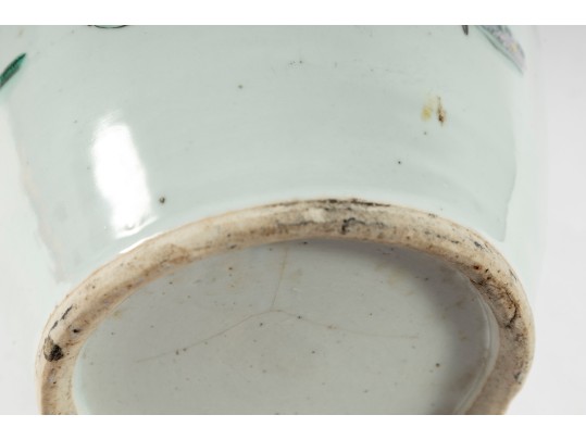 Late Qing Dynasty Chinese Sanniang Vase