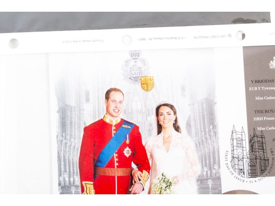 Prince William Commemorative Coin & 1974 Bahamas 1 Dollar Note