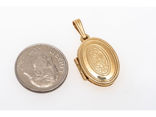 Petite 14K Etched Locket Pendant