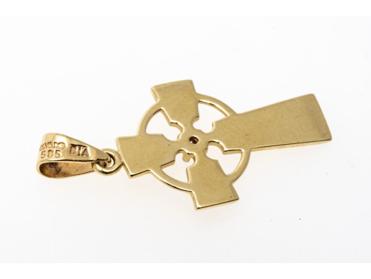 14k Yellow Gold Beautiful Celtic Cross, Diamond Set