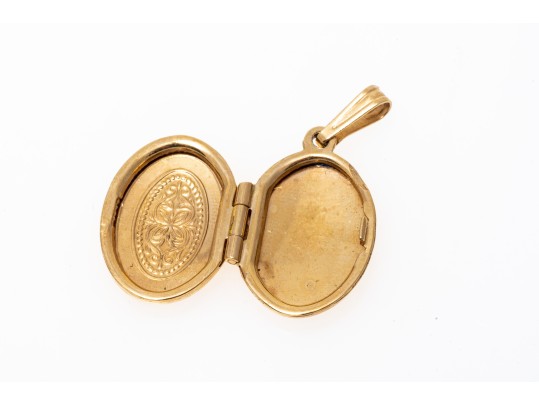 Petite 14K Etched Locket Pendant