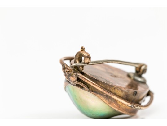 10k Yellow Gold Lovely Vintage Grey Cultured Mabe Pearl Brooch