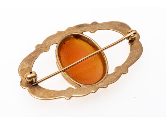 14k Gold Attractive Vintage Cameo Brooch