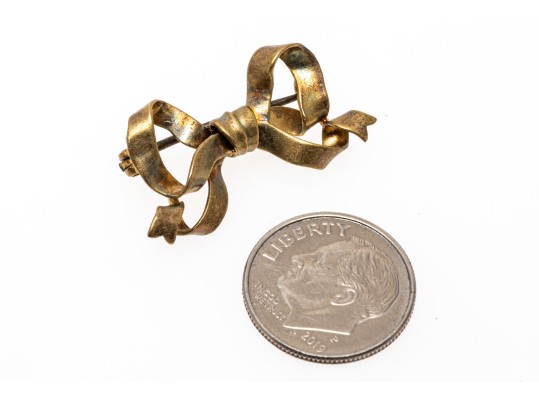 14k Gold Pretty Antique Bow Brooch 