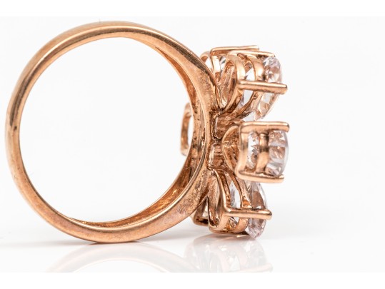 10k Rose Gold Beautiful Flower Motif Faceted White Topaz Ring, Size 7+