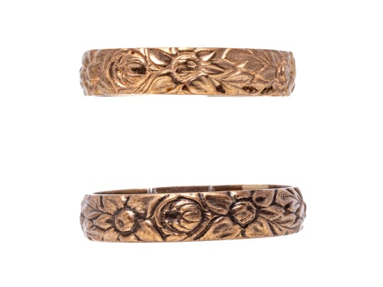9k And Sterling Silver Complementary Flower Patterned Band Style Rings, Sizes 10 And 11.25